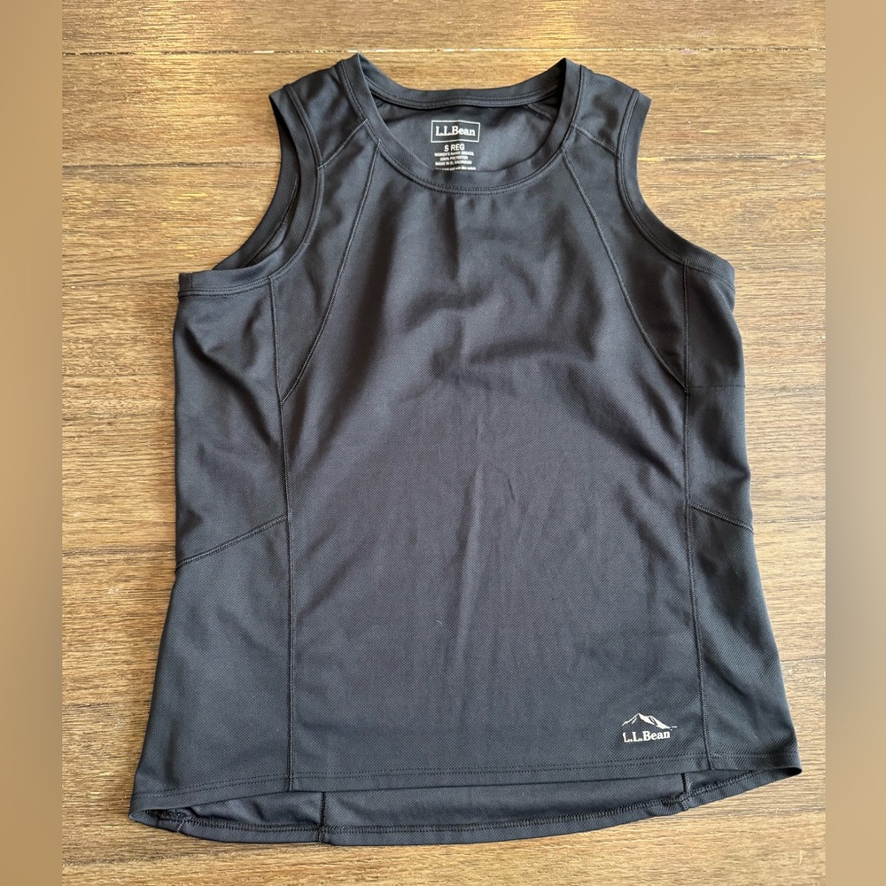L.L.Bean Black womens Sleeveless Top zipper on back size size small